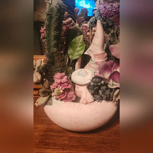 Charming Southwest Floral Arrangement - Picture 2 of 8